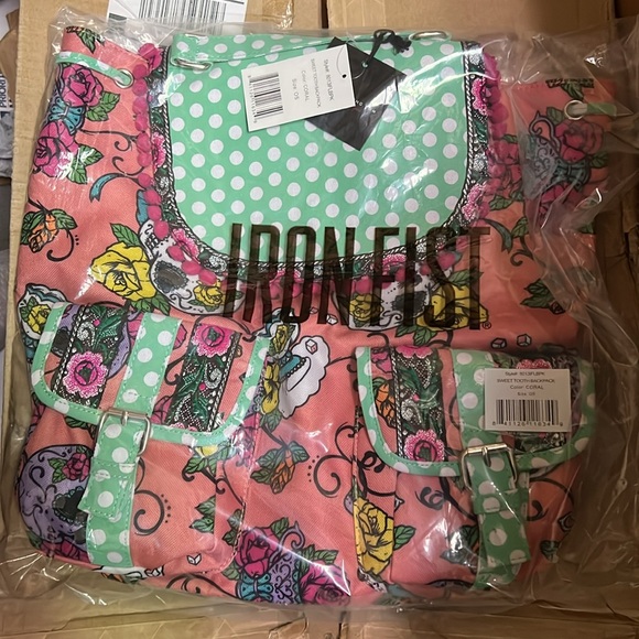 Iron fist sweetheart tooth coral backpack brand new - Picture 2 of 2